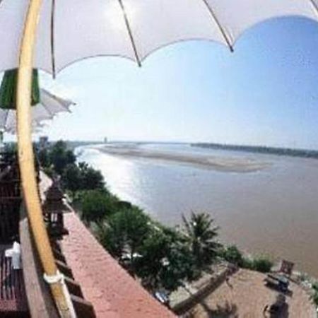 Sengtawan Riverside Hotel Vientiane Exteriör bild