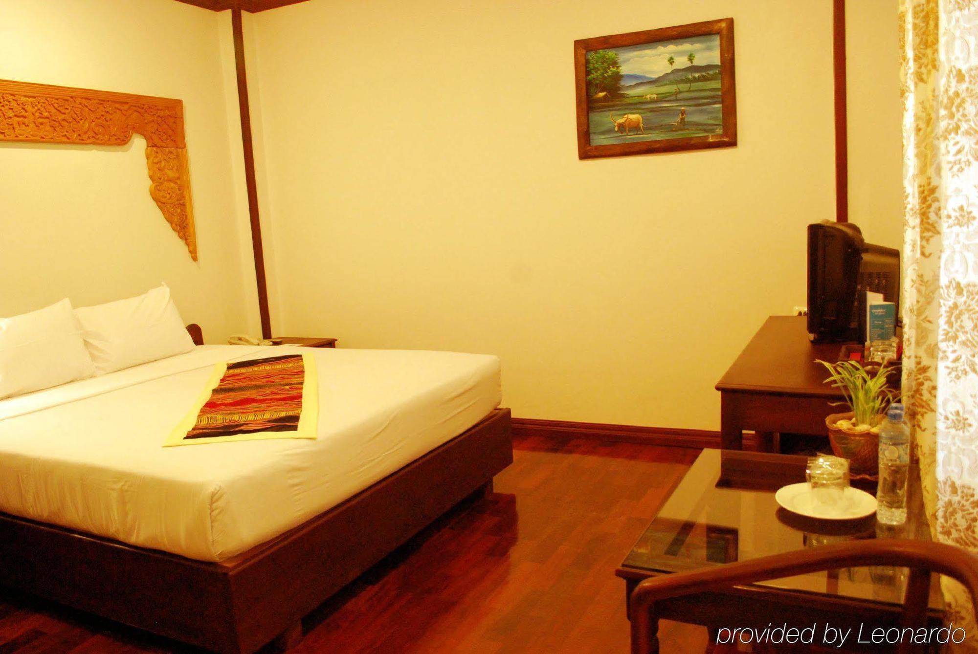 Sengtawan Riverside Hotel Vientiane Rum bild